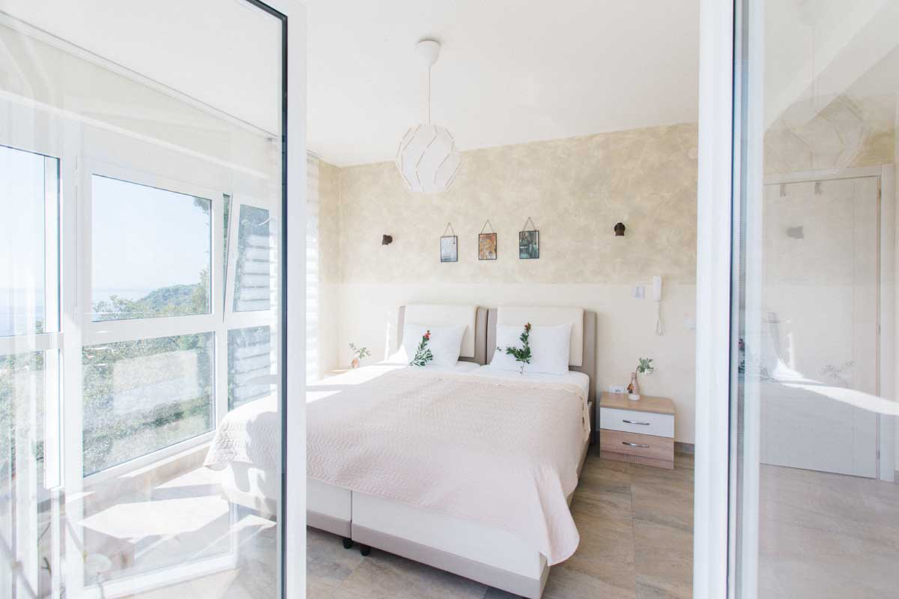 room 5 (11)
