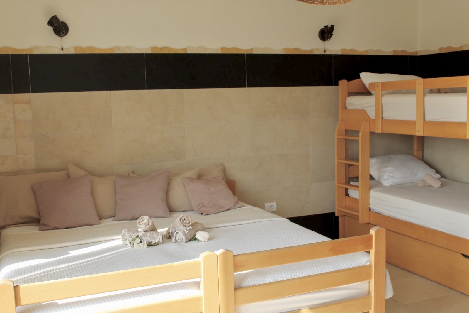 room 7 (1)