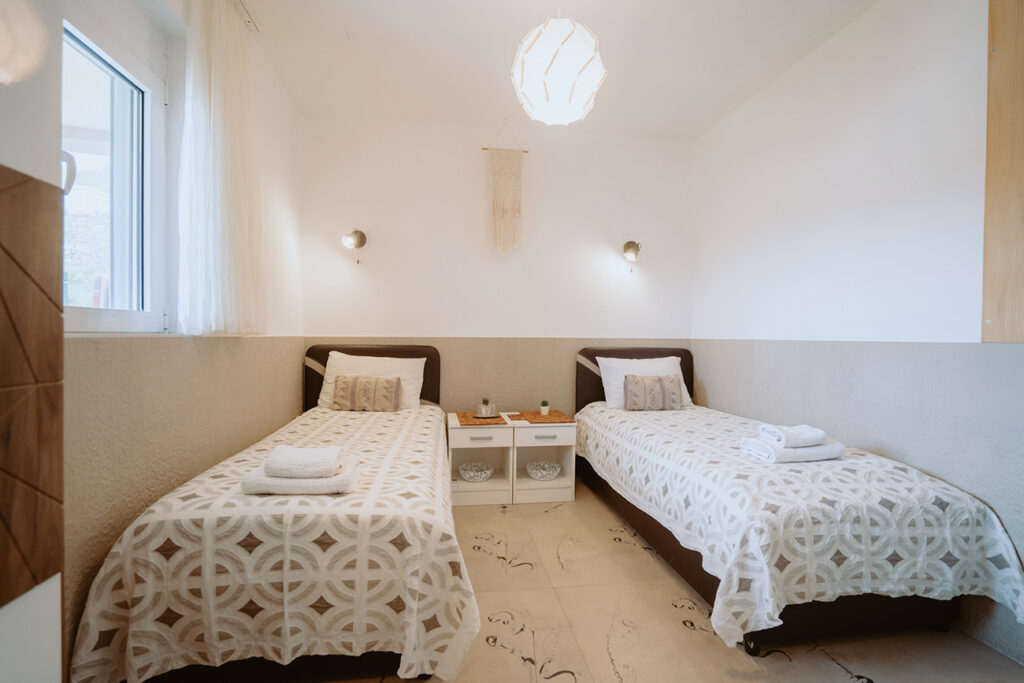 room1 (7)